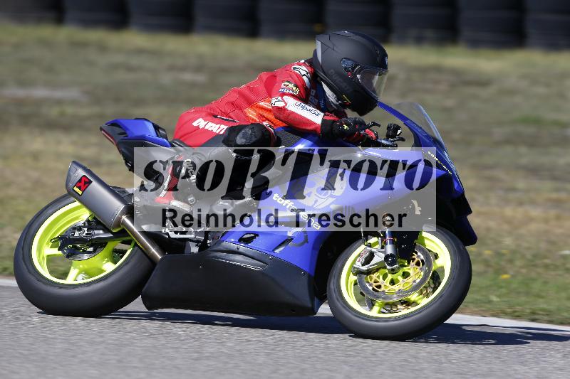 /45 15.09.2026  Trackday Domi Aegerter Trackday ADR/Gruppe gelb/88